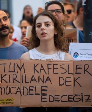 Eda-Erdem8217den-Sezon-Sonu-Mesaji-Mucadeleden-Asla-Vazgecmeyiz-featured